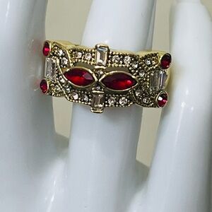 Heidi Daus 🆕 “Fine Line” Red Size 9 Crystals Ring